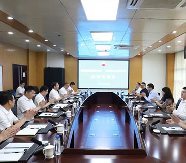 鵬輝能源董事長夏信德一行與中石油濟柴座談交流，將在新能源領(lǐng)域全面戰(zhàn)略合作