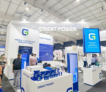 儲(chǔ)能新品全球首展！鵬輝能源亮相南非The Solar & Storage Live 2024